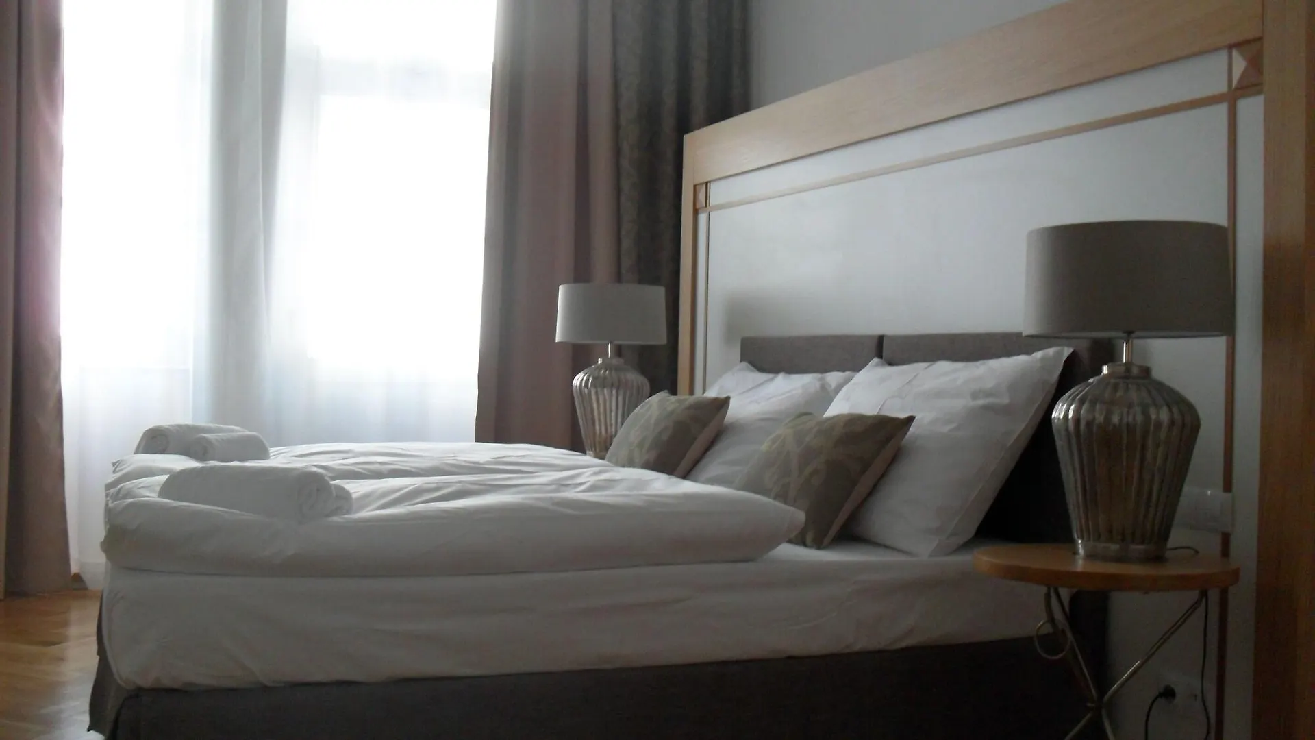 ****  Jungmann Hotel Prague Czech Republic